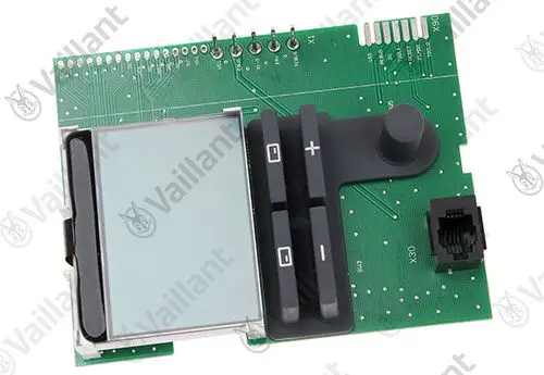 Vaillant Steuerplatine mit Display und Bedienelementen. Das Produkt zeigt eine gedruckte Schaltung und Anschlussmöglichkeiten, geeignet für Heizsysteme.